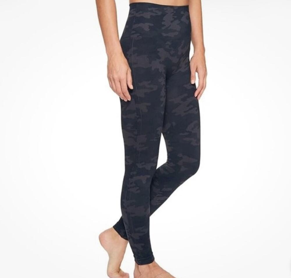 Spanx Look at Me Now Gray Black Camo Seamless Leggings Women's Small S
